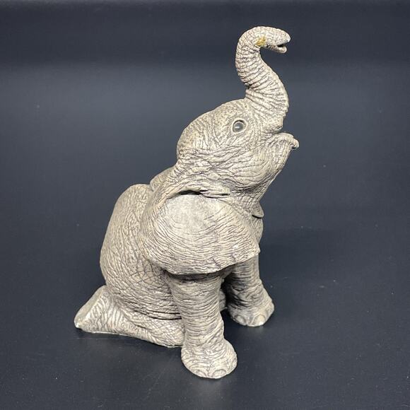 The Herd Elephant Sculpture "Good" Martha Carey Figure #3128 Trunk Up Kneeling - Picture 2 of 8